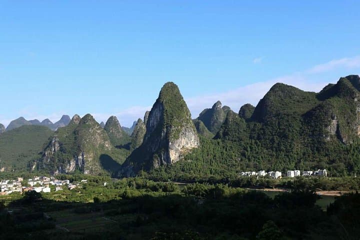 Li River Cruise and Yangshuo Village Day Trip: Private One-Day Tour from Guilin photo 2