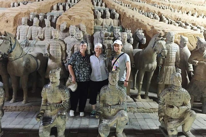 Xi'an Terracotta Warriors and Huashan Mountain 2-Day Private Tour photo 4