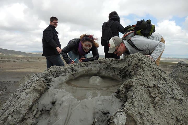 Baku Day Trip to Gobustan, Mud Volcanoes, Ateshgah & Yanar Dag