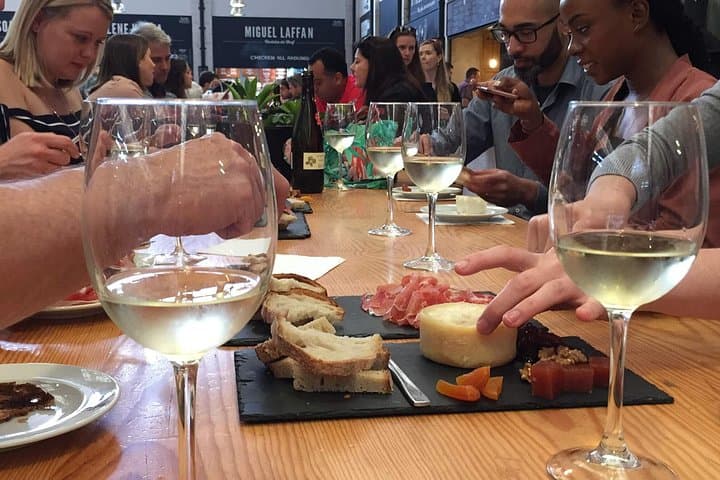 Private Lisbon Food Tour: Alfama, Bairro Alto & Authentic Tastings photo 1