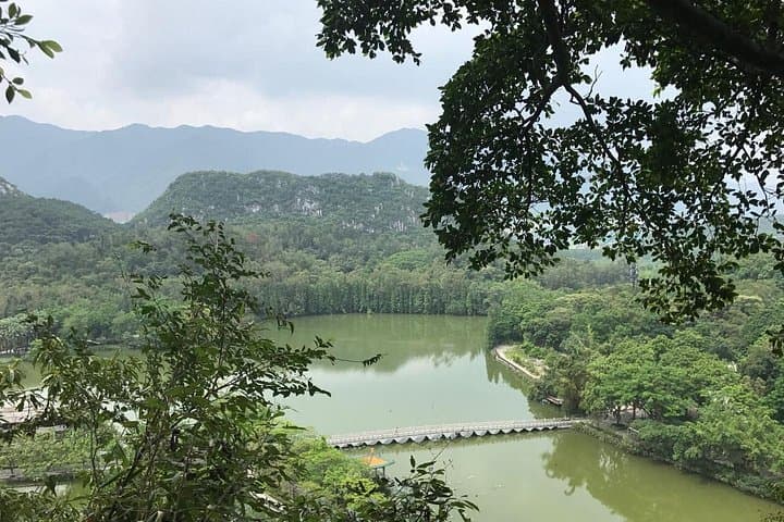 Mt Dinghu and Seven Star Crags Day Trip from Guangzhou: Hike Dinghu & Explore Karst Lakes