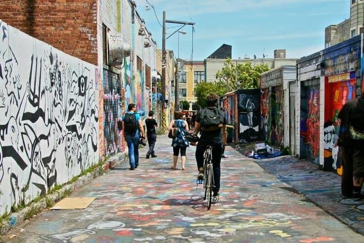 Kickstart Your Trip: Private San Francisco Walking Tour with a Local Guide photo 2