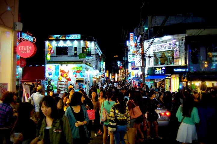 Seoul Markets with a Local: Private 4-Hour Walking Food & Shopping Tour photo 4