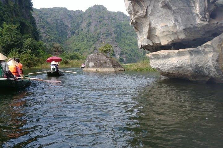 Bai Dinh & Trang An: Full-Day Temple Visit and Grotto Boat Tour from Hanoi photo 2