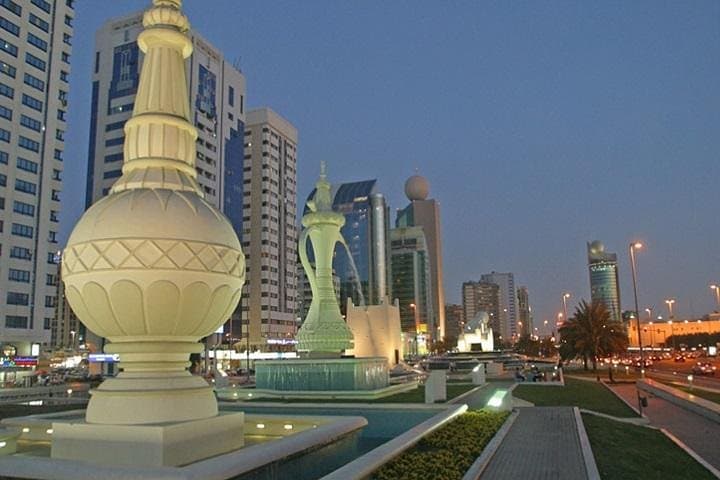 Sharjah and Ajman Cultural Day Trip from Dubai