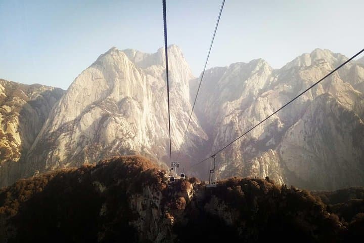 Huashan North Peak Day Tour from Xi'an — Cable Car to Mount Hua's Cliffs photo 4