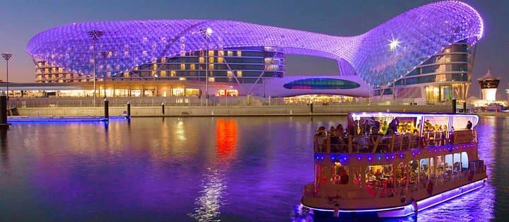 Abu Dhabi Full-Day Cultural Circuit: Sheikh Zayed Mosque, Louvre & Heritage Village photo 4
