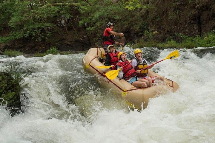 Río Tenorio Whitewater: Class 3–4 Rapids and Cascabel Waterfall (Private Tour)