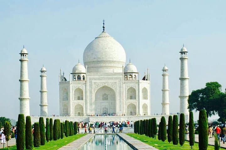 Sunrise at the Taj Mahal: Private Luxury Car Tour from Delhi photo 4