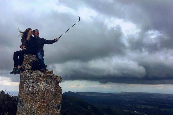 Summit Hike to Formosinho: Arrábida's Highest Point and Coastal Panorama
