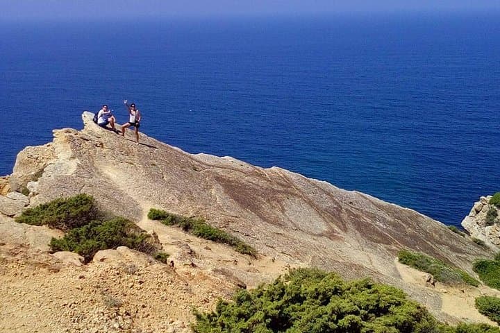 Hike to Dinosaur Footprints at Cabo Espichel — Jurassic Trails near Sesimbra photo 3