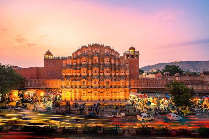 Private Jaipur Overnight Tour from Delhi — Amber Fort, Hawa Mahal & Jal Mahal photo 2