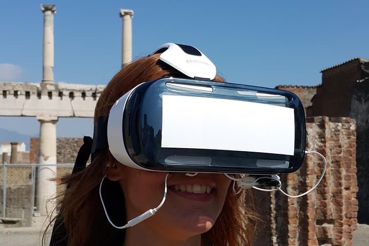 Private Pompeii VR Tour: Walk Ancient Streets in 3D