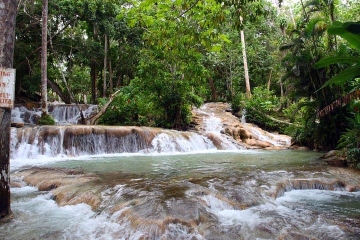 Climb Dunn's River Falls: Private Ocho Rios Waterfall Hike and Beach Access