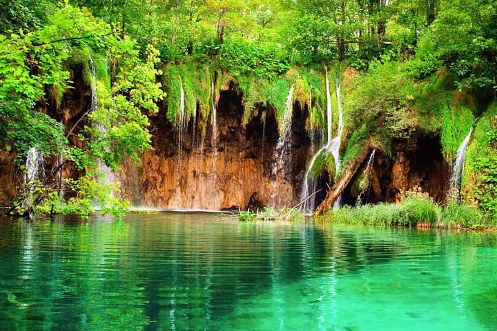 Plitvice Lakes Private Day Tour from Zagreb — Plitvice & Rastoke in One Day photo 2