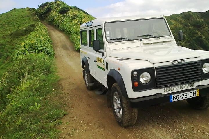 Full-Day Sete Cidades 4x4 Jeep Tour from Ponta Delgada: Lakes, Cliffs & Coastal Pools photo 1