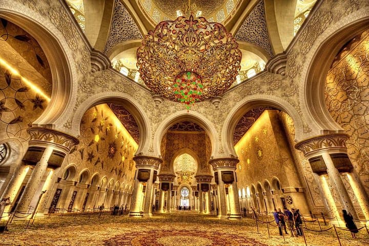 Private Abu Dhabi Day Trip: Sheikh Zayed Grand Mosque & Louvre Abu Dhabi from Dubai photo 3