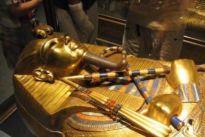 Cairo Day Tour by Plane from Sharm El Sheikh — Pyramids, Sphinx & Egyptian Museum photo 3