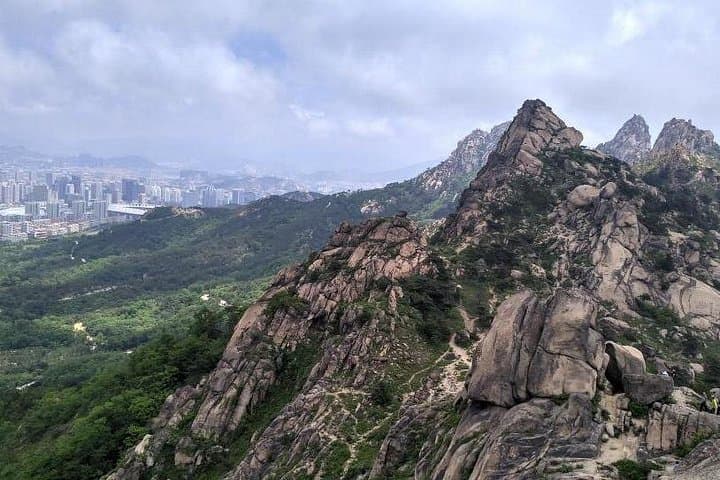 Half-Day Trek to Fushan Mountain — Qingdao City & Coastline Views