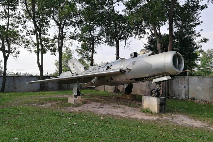 Phnom Kulen Waterfalls & Killing Fields Day Tour — River of a Thousand Lingas