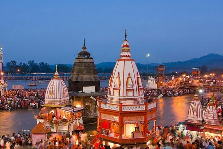 Private Haridwar & Rishikesh Day Tour from Delhi — Ganga Ghats, Ashrams & Evening Aarti photo 2