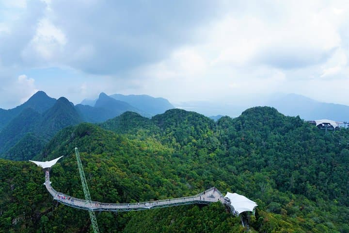 Half-Day Langkawi Discovery: SkyCab, Gunung Mat Cincang & Oriental Village