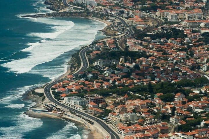 Lisbon to Cascais Coastal Drive: Private Day Tour to Guincho, Cabo da Roca & Ericeira