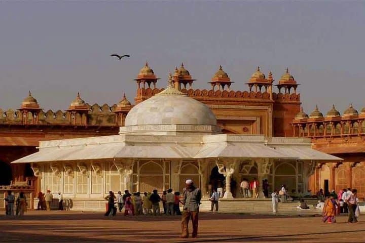 Sunrise at the Taj: Agra Fort and Fatehpur Sikri Day Tour from Delhi photo 5