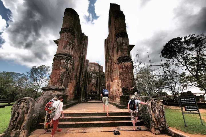 Polonnaruwa Day Trip from Colombo: Explore Ancient City & Gal Vihara photo 2