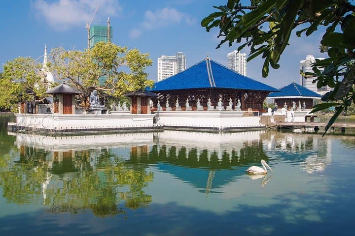 Colombo Buddhist Legend Shore Excursion: Colombo Port City Tour photo 5