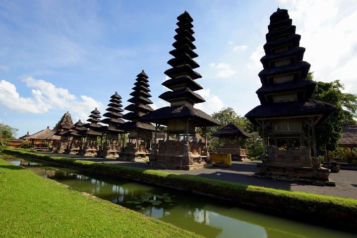 6-Day Bali Sightseeing: Beaches, Temples & Ayung River Rafting photo 4
