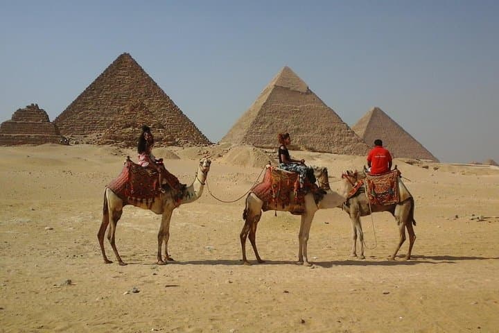 Giza Pyramids, Egyptian Museum & Khan El-Khalili: Full-Day Sightseeing Tour from Cairo photo 2