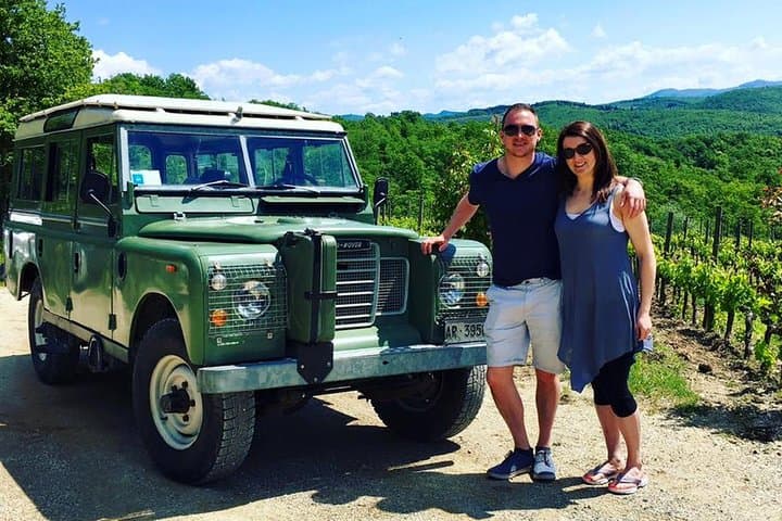 Off-Road Chianti Wine Tour from Florence — Land Rover Defender Through Vineyards photo 4