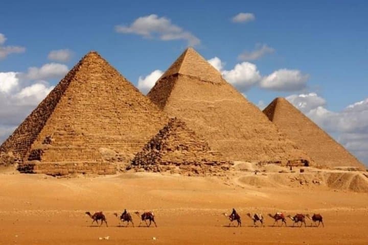 Sunrise & Sunset Camel Ride at the Giza Pyramids — Private 3-Hour Experience photo 3