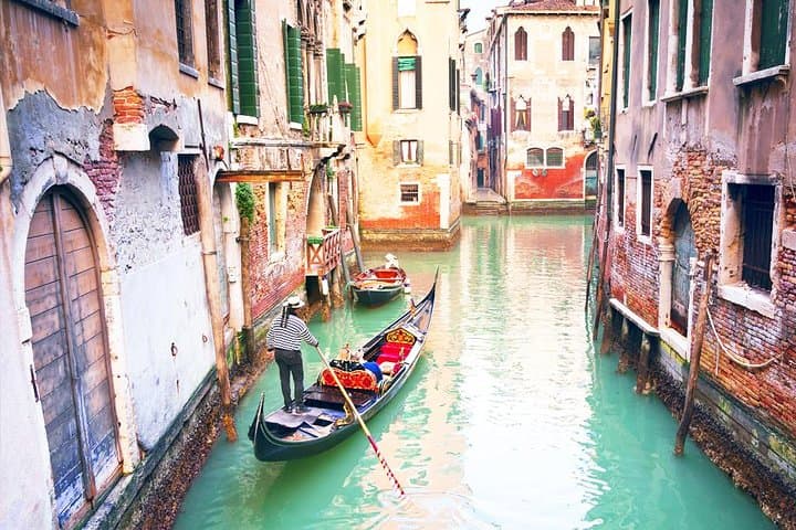 Six-Hour Venice Tour: Doge's Palace, St. Mark's & Murano