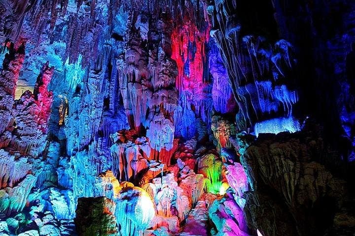 Beijing One-Day Private Tour: Summer Palace & Stone Flower Cave