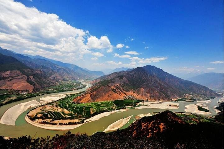 Private Day Trip: Yangtze First Bend, Shigu Ancient Town & Tiger Leaping Gorge from Lijiang photo 3