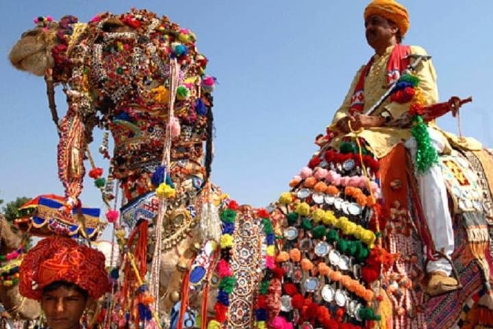Day Trip to Pushkar from Jaipur: Brahma Temple, Camel Safari & Pushkar Lake photo 3