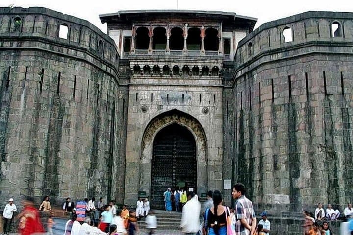 Pune Heritage Walking Tour: Shaniwar Wada, Lal Mahal & Local Markets photo 2