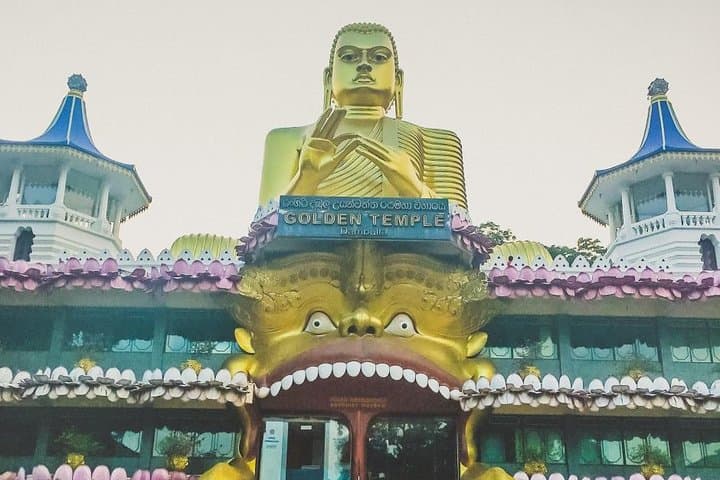 Sigiriya & Dambulla Full-Day Private Tour from Colombo — Sigiriya Rock Fortress and Dambulla Cave Temple photo 2