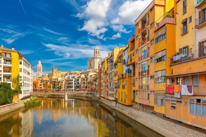 Three Medieval Gems & Local Lunch Private Tour from Barcelona photo 2