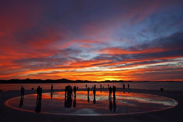 Private Plitvice Lakes Guided Tour from Zadar with One-Way Transfer to Zagreb
