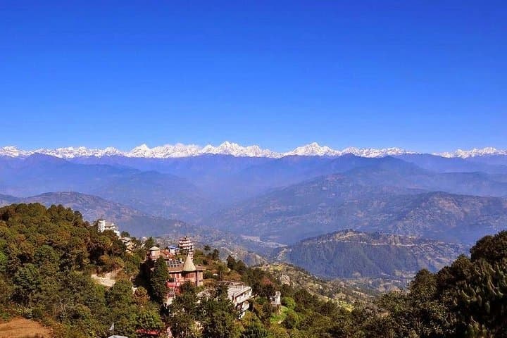 Nagarkot Sunrise Hike to Changu Narayan: Day Trek from Kathmandu