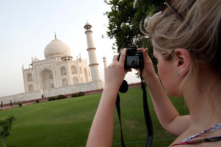Same-Day Taj Mahal by Gatimaan Express: Delhi to Agra in a Day photo 1