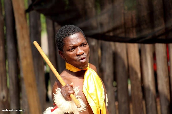 Swaziland Cultural Day Trip from Maputo — Village Visit, Crafts & Waterfall photo 2
