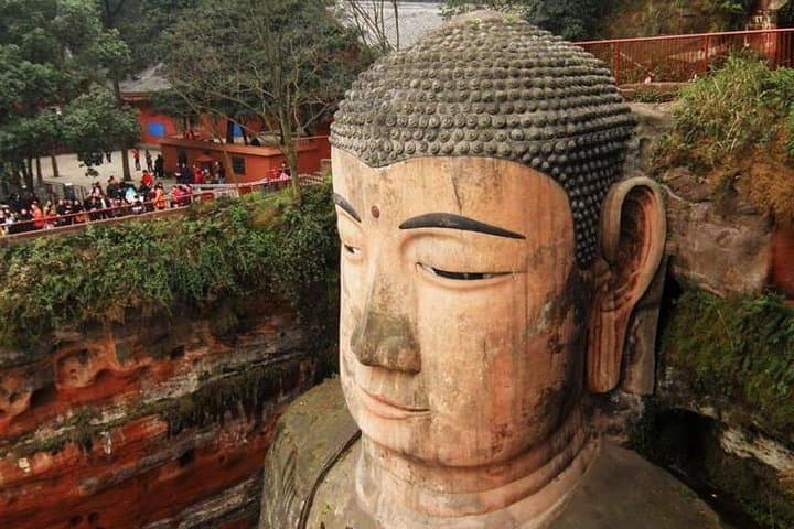 Leshan Giant Buddha Day Tour from Chengdu: All-Inclusive Boutique Experience