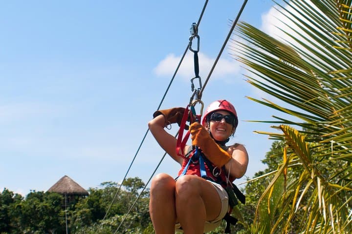 Zipline Adventure in El Limón: Soar Over Cayo Levantado & Los Haitises photo 4