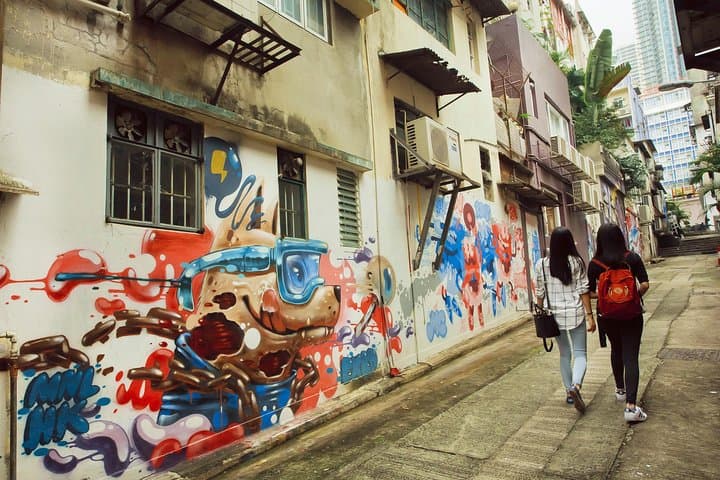 Private Hong Kong Street Art Tour with Local Guide — Personalized Urban Mural Walk photo 2