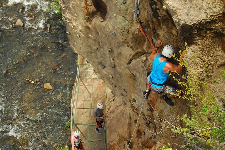 Canyon Adventure Combo: Zipline, Rappel & Class II Rafting in Guanacaste photo 6