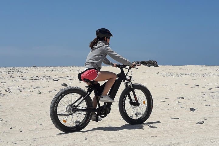 Fat E-Bike Tour of Fuerteventura: 5-Hour Volcano, Dunes & El Cotillo from Lanzarote photo 4